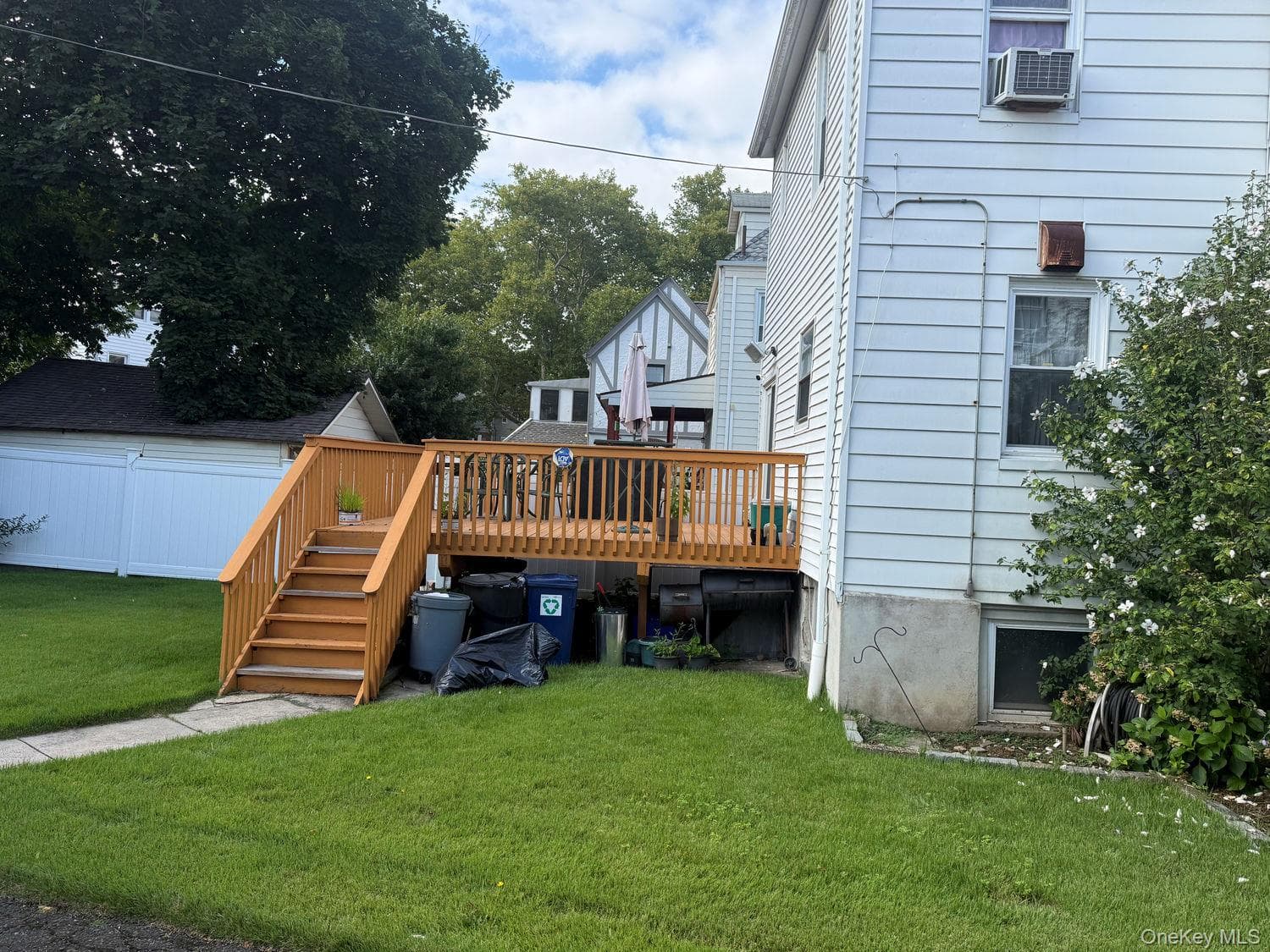 332 Rich Avenue thumbnail 11