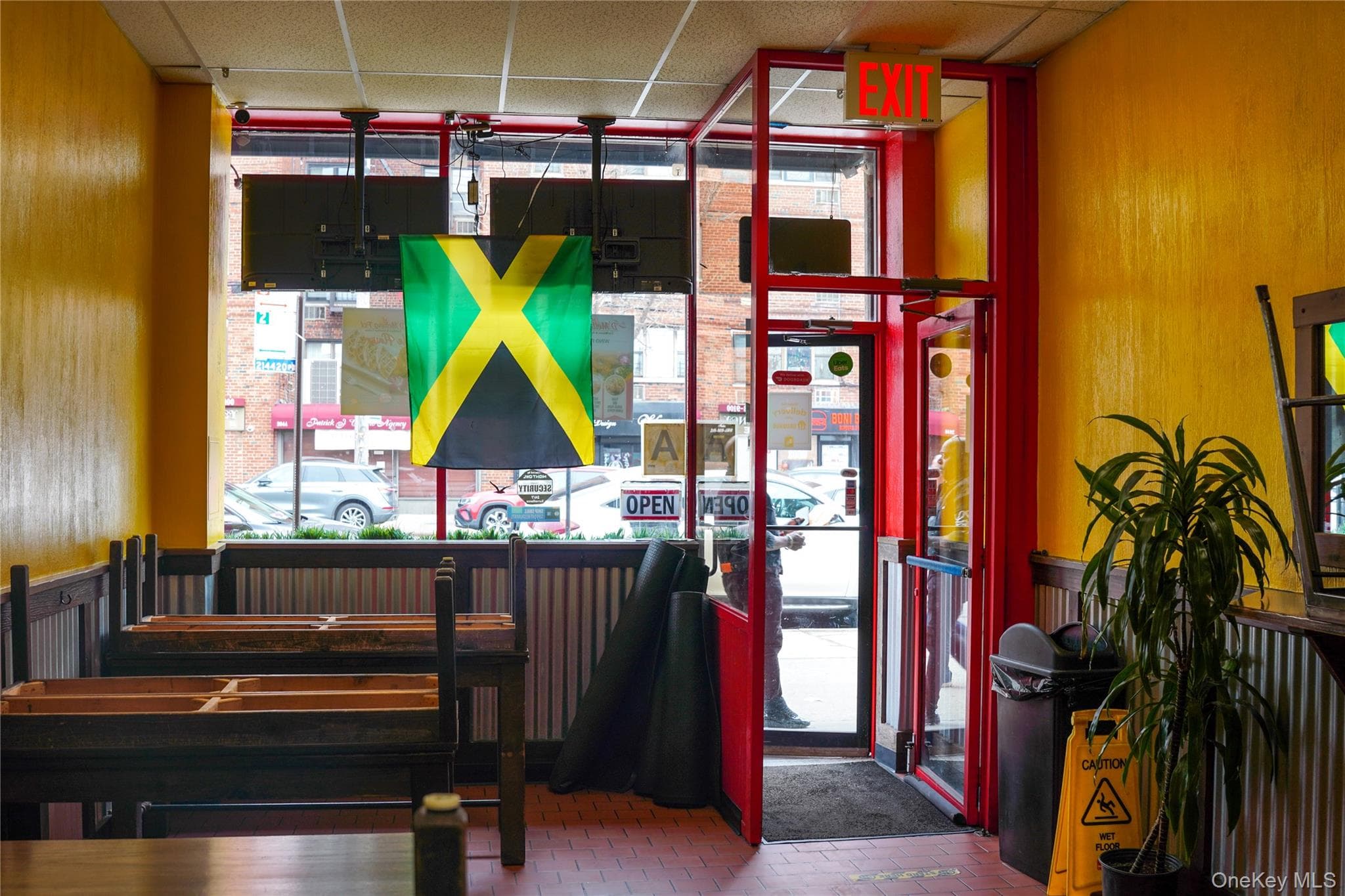 2049 Williamsbridge Rd thumbnail 5