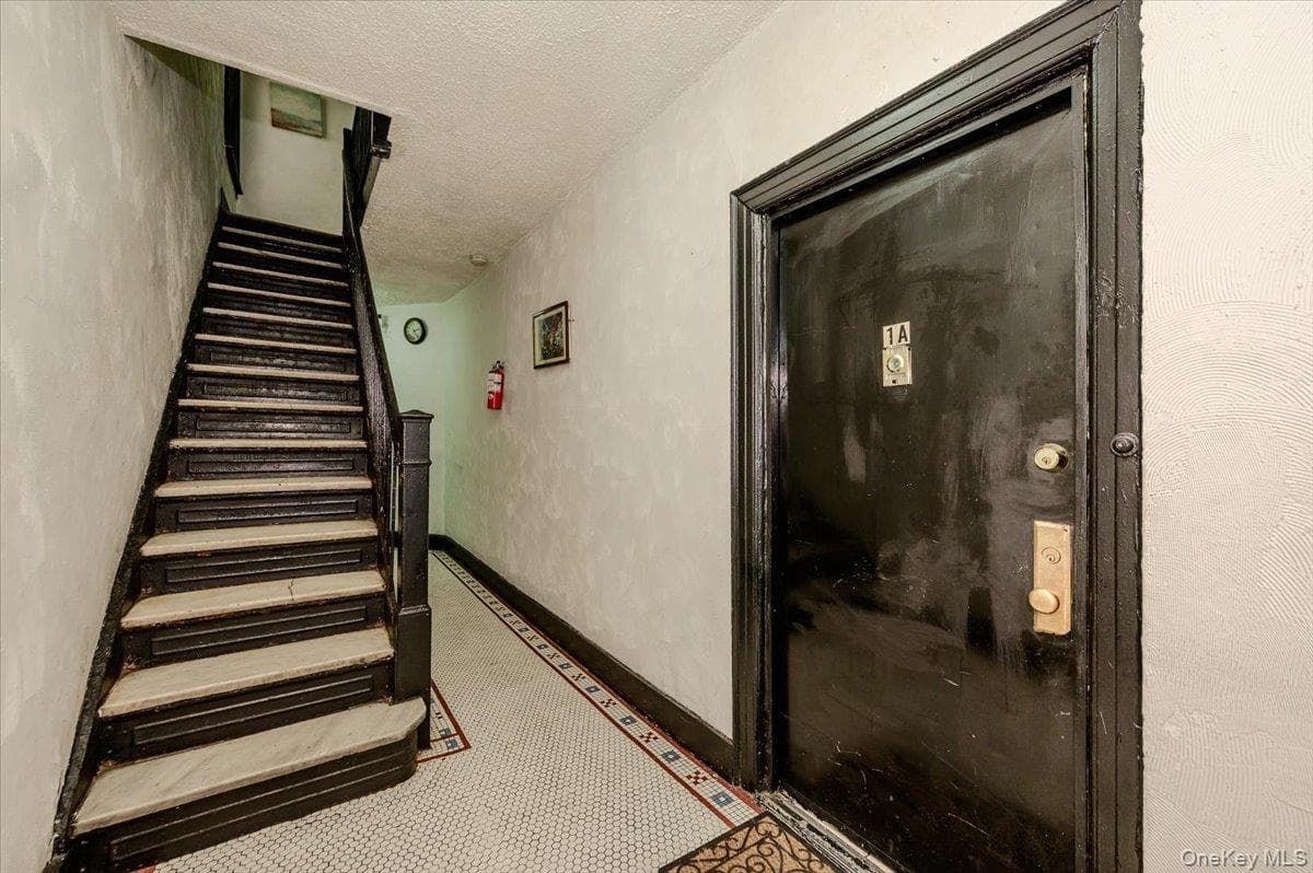 780 Beck Street thumbnail 5