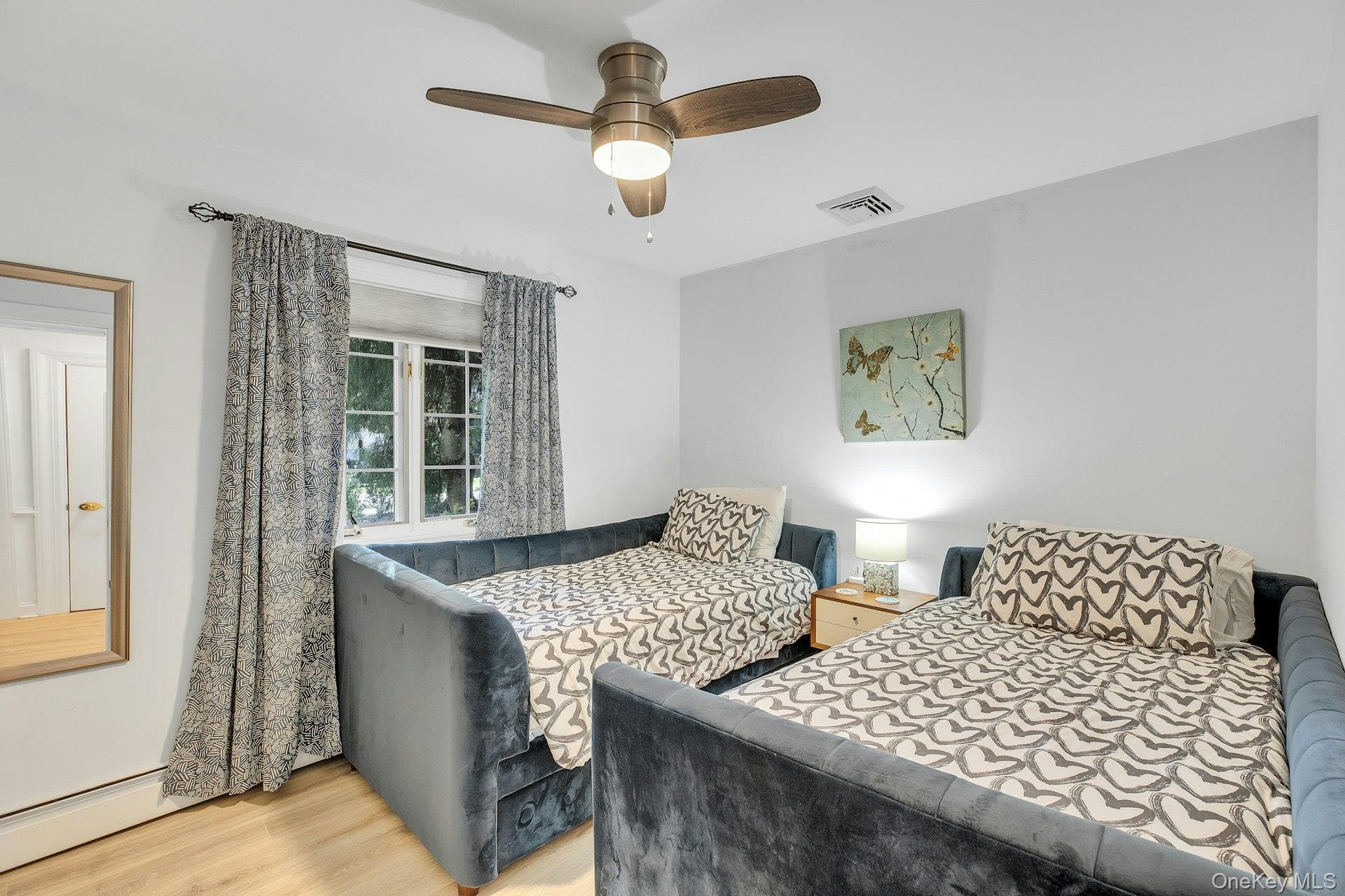 111 Bay Avenue thumbnail 18