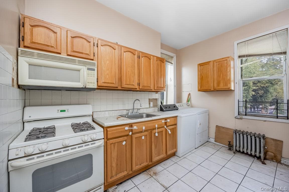 2693 Fulton Street thumbnail 16