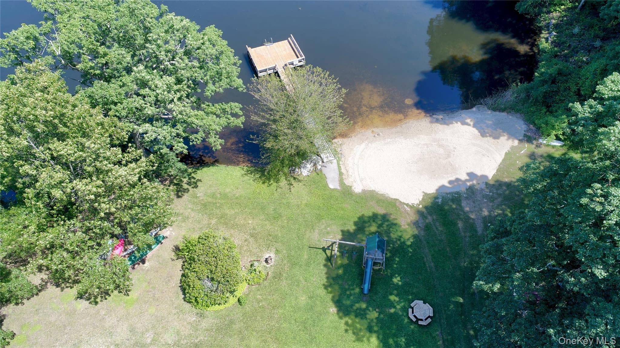 Lakeview Drive thumbnail 7