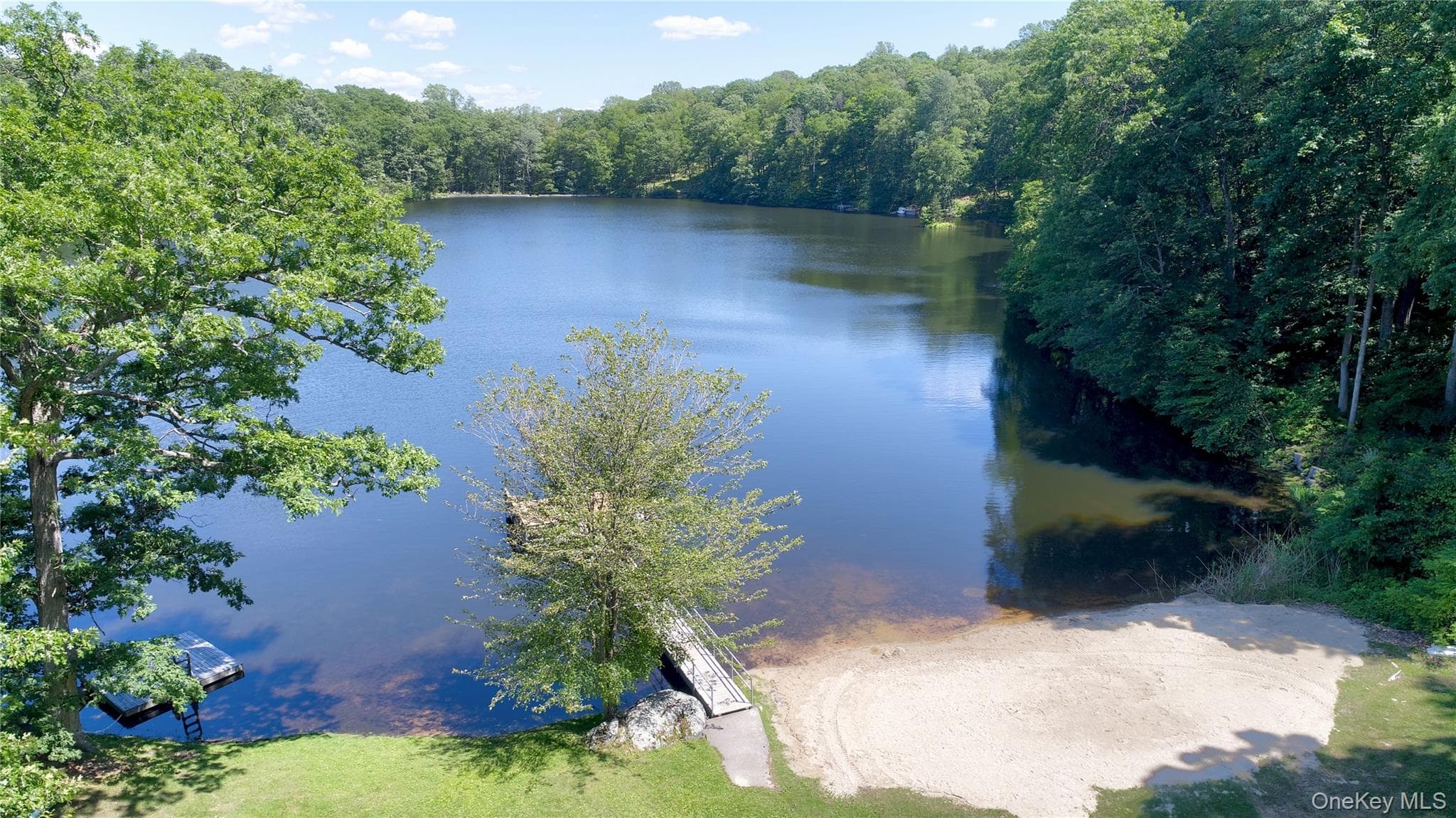 Lakeview Drive thumbnail 6