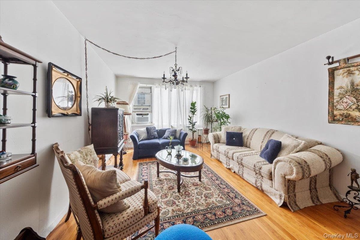 4265 Webster Avenue Unit: 7C thumbnail 9