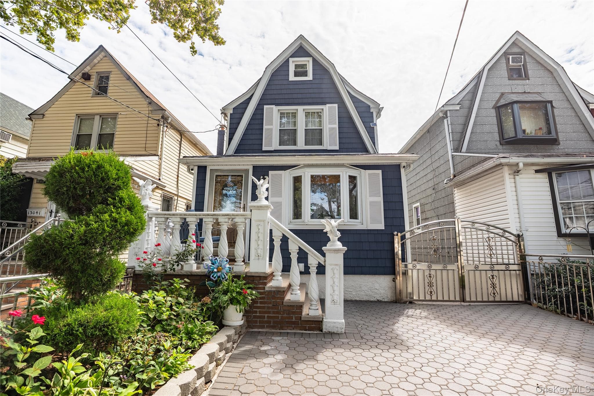 13043 Lefferts Boulevard photo 1