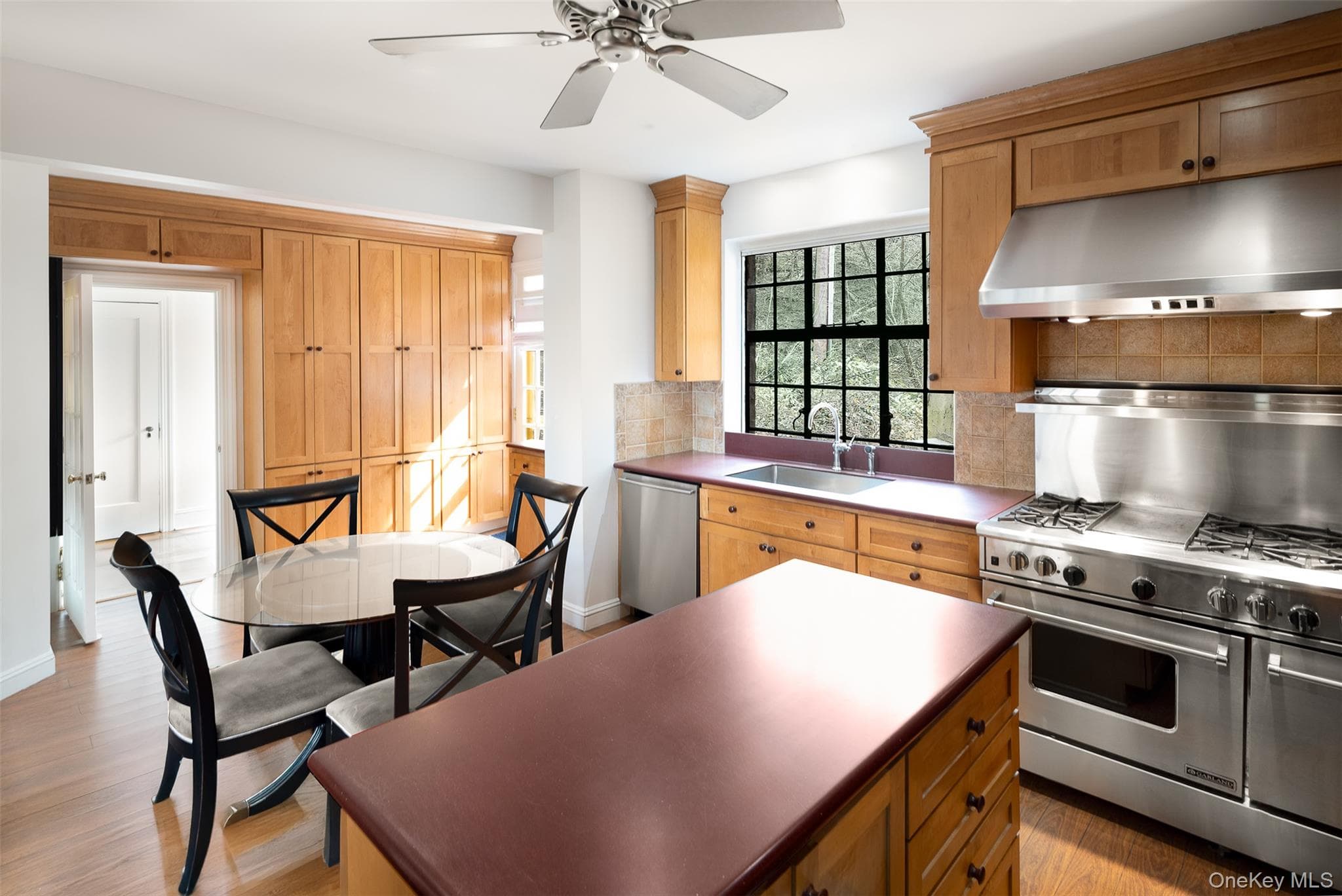 2501 Palisade Avenue Unit: H2 thumbnail 9