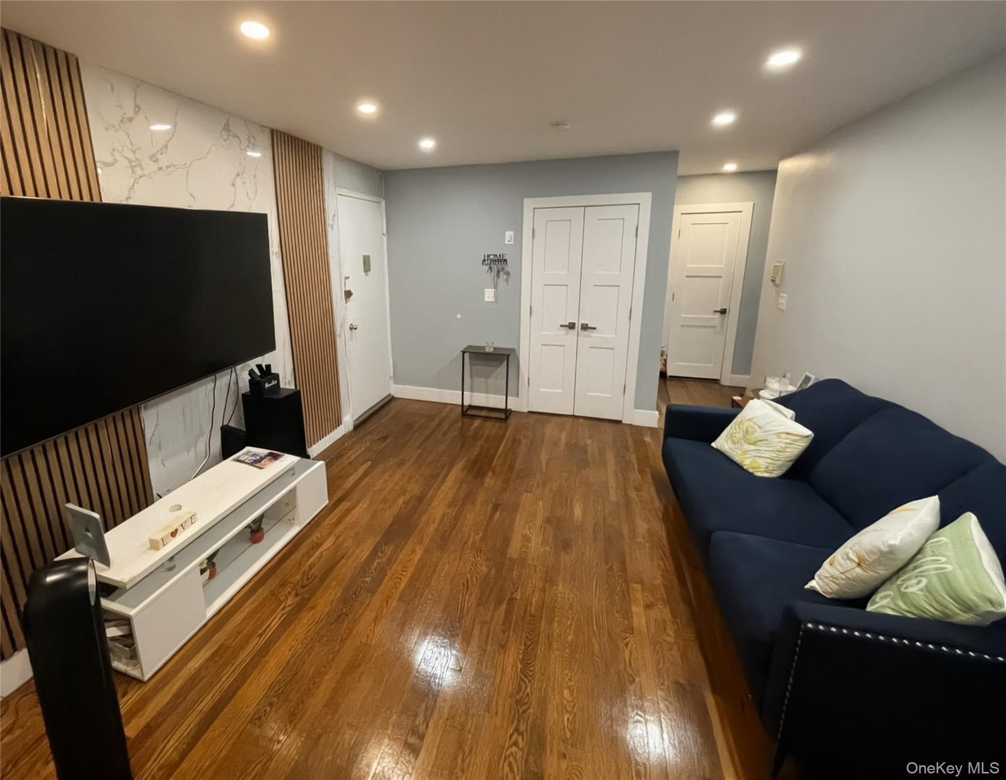 180 Van Cortlandt Park Unit: 5J photo 1
