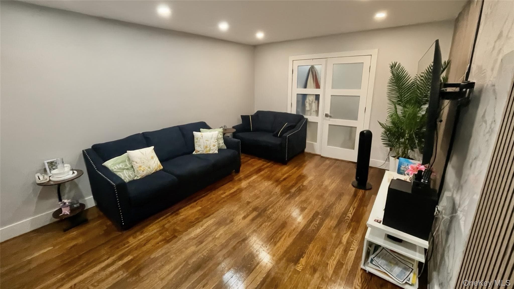 180 Van Cortlandt Park Unit: 5J thumbnail 2