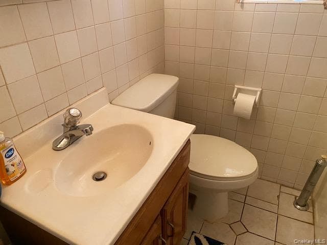 245-70 77th Crescent Unit: C1&2 thumbnail 11
