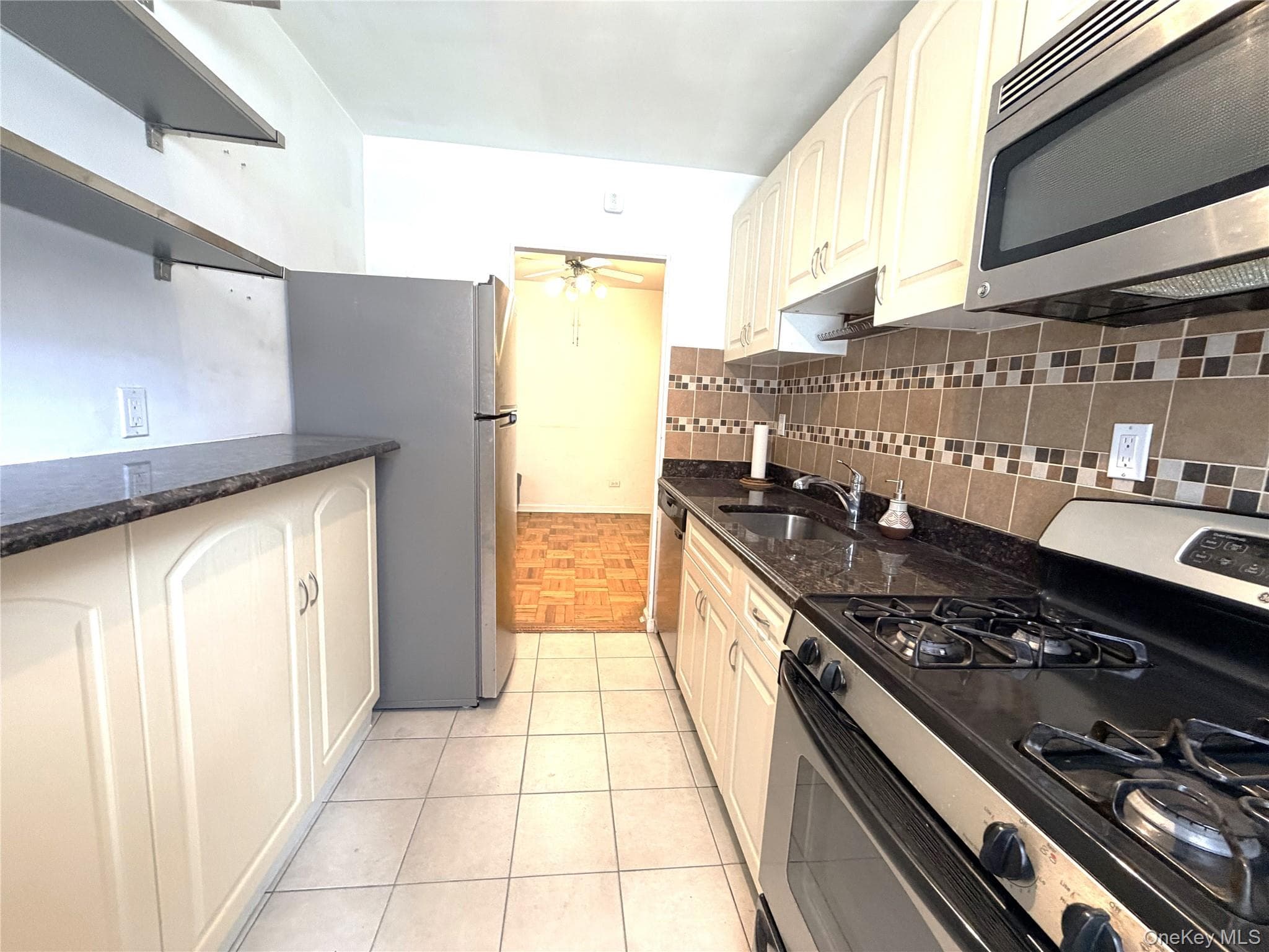 91-08 32 Avenue Unit: E107 thumbnail 12