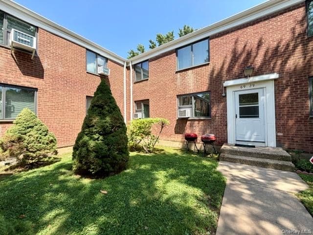 69-29 218th Street Unit: Lower thumbnail 3