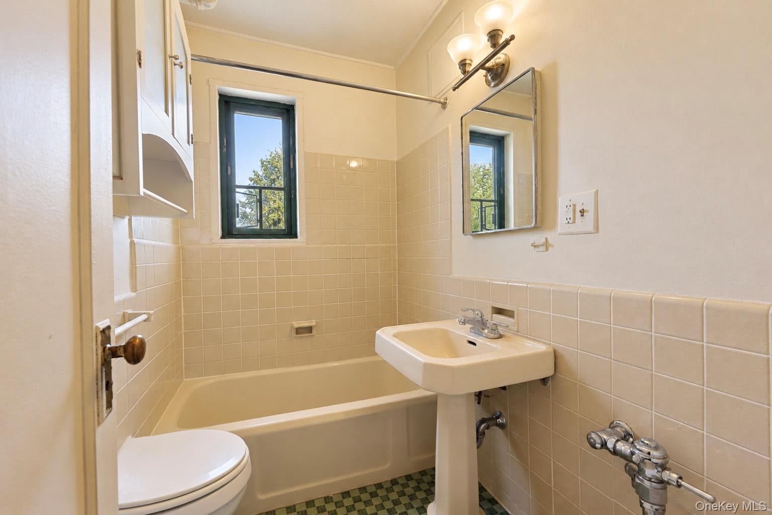 1514 Metropolitan Avenue Unit: 7G thumbnail 8