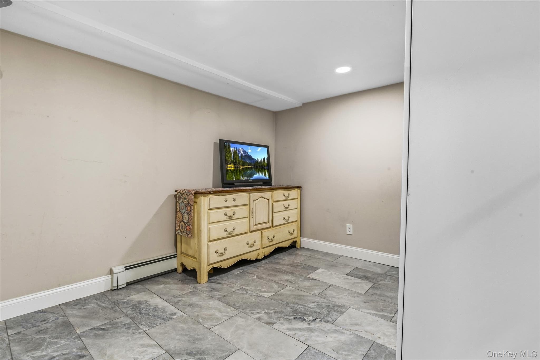 94 Bagatelle Road thumbnail 38