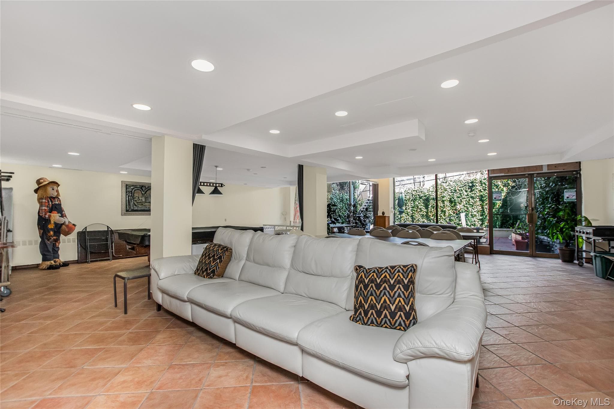 1874 Pelham Parkway Unit: 4A thumbnail 14