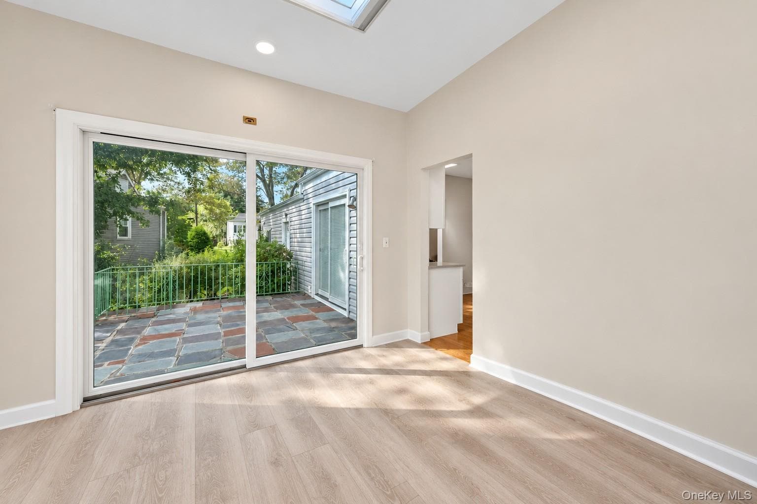 22 Somerset Drive thumbnail 14