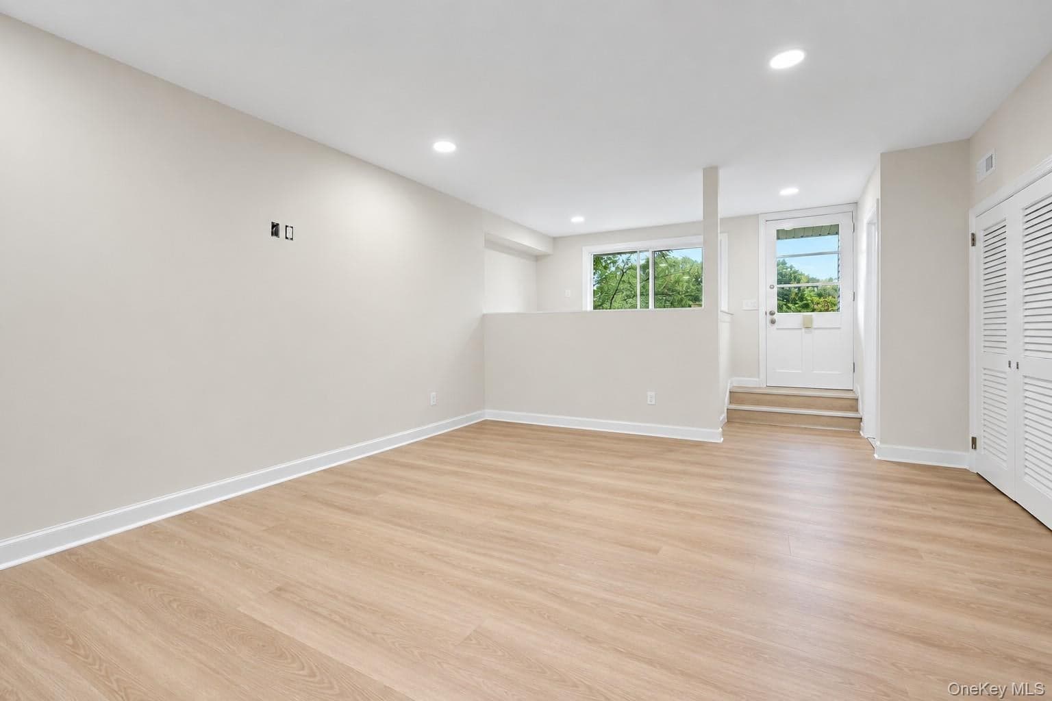 22 Somerset Drive thumbnail 23