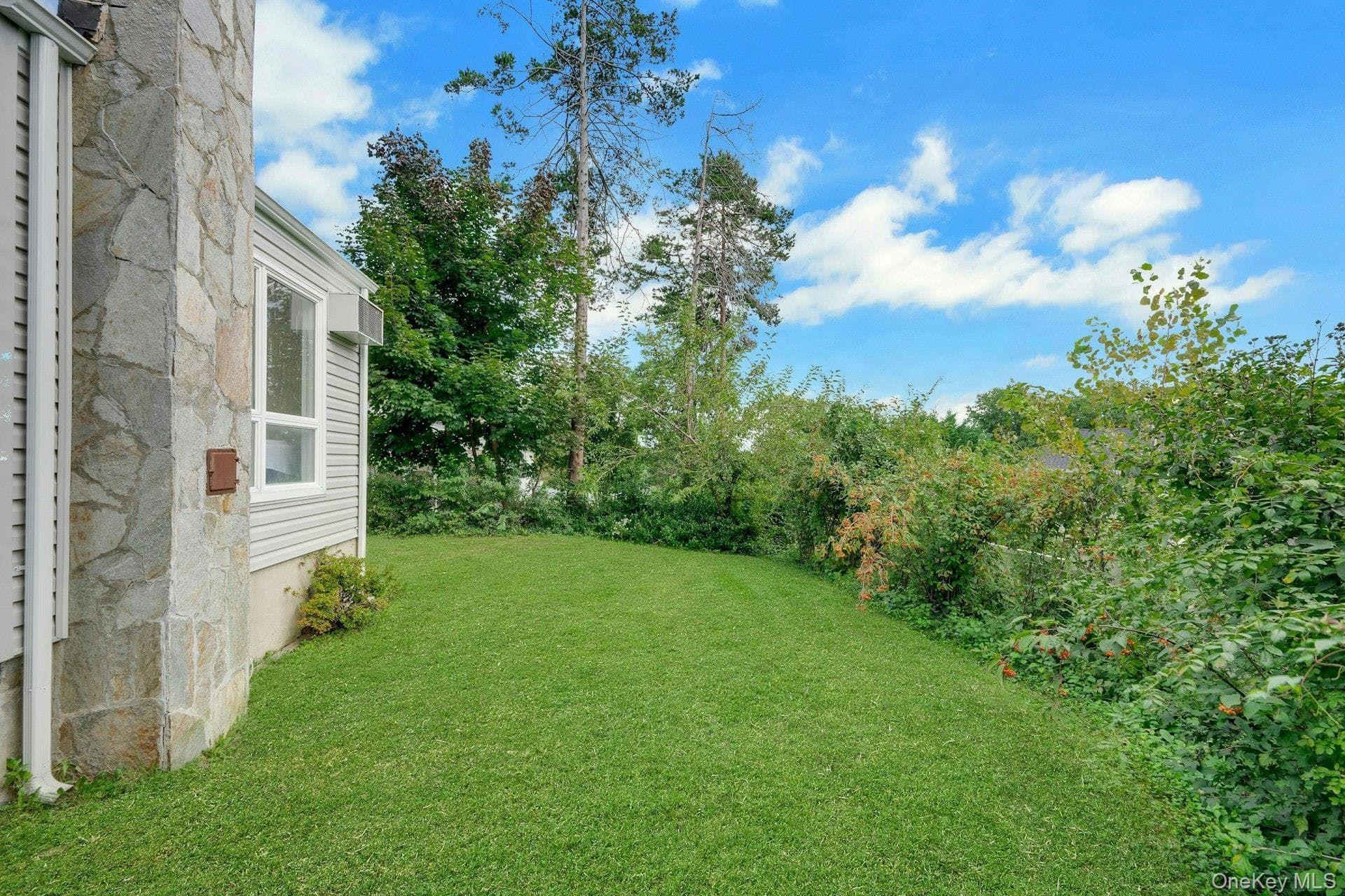 22 Somerset Drive thumbnail 26