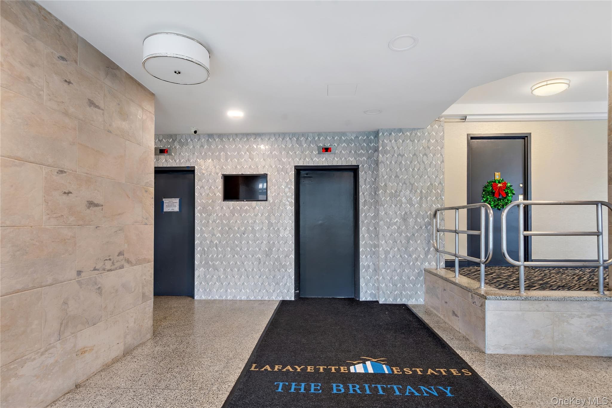 880 Boynton Avenue Unit: 1E thumbnail 18