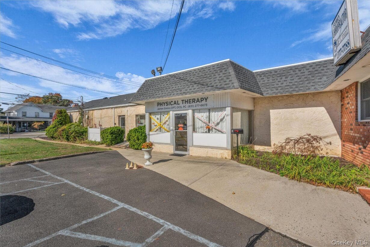 55 Carleton Avenue thumbnail 13