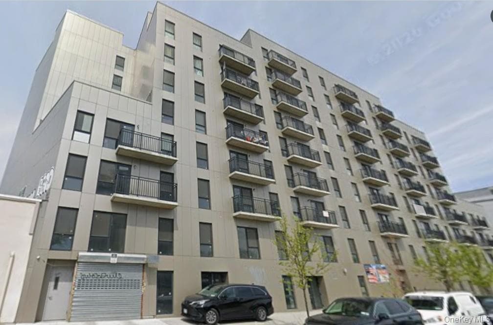 70-25 Queens Boulevard Unit: 6H, Woodside