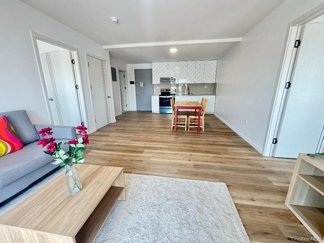 70-25 Queens Boulevard Unit: 6H thumbnail 5