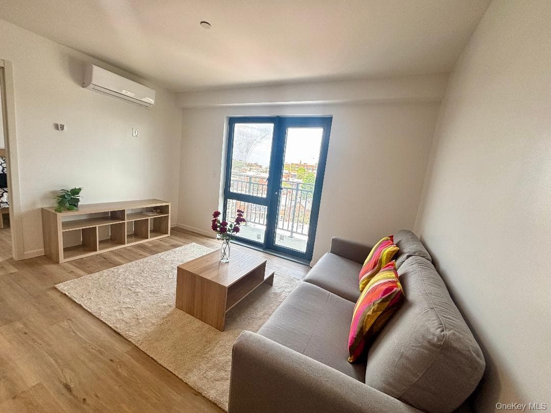 70-25 Queens Boulevard Unit: 6H thumbnail 7
