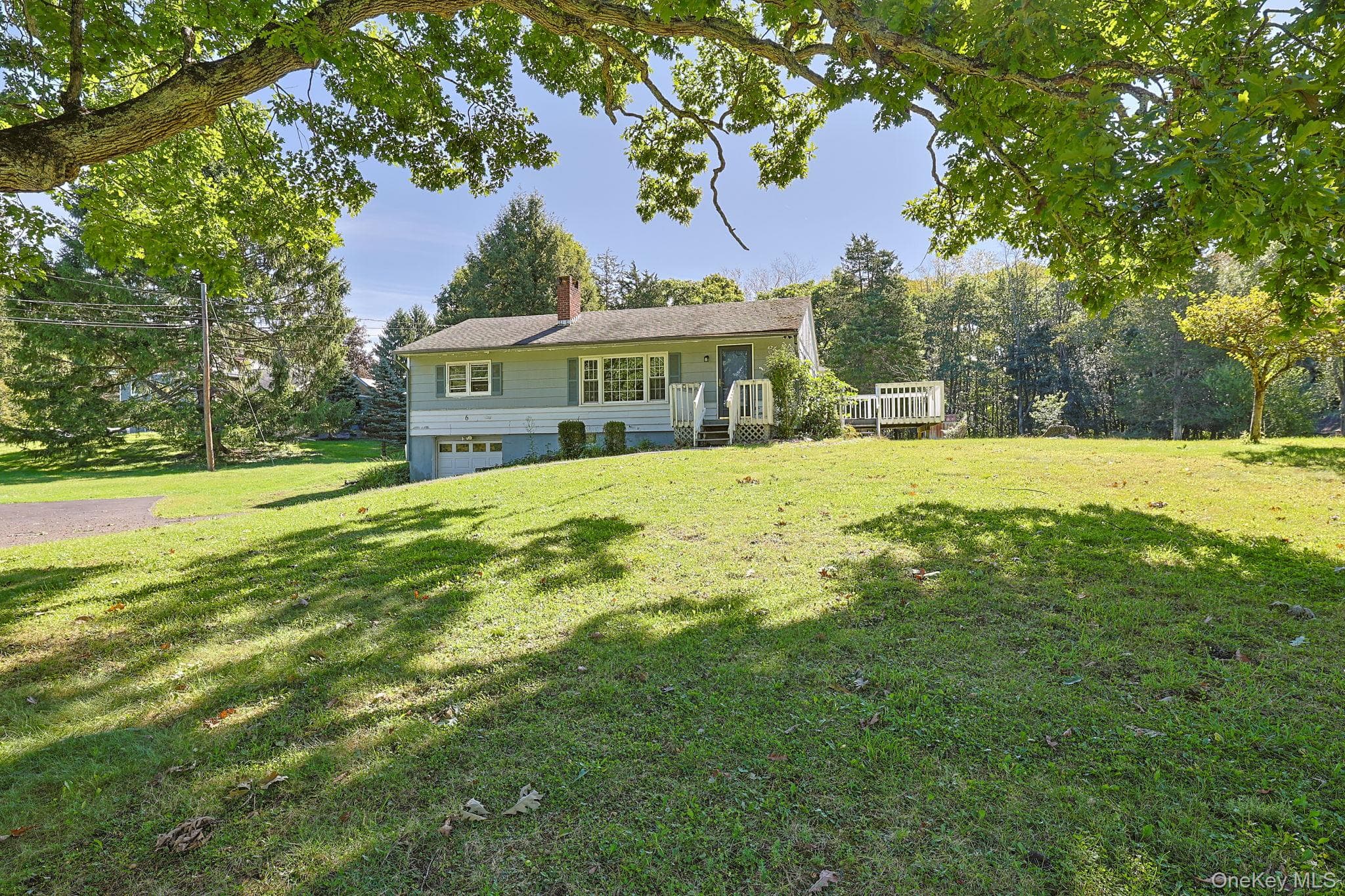 6 White Oak Terrace thumbnail 2