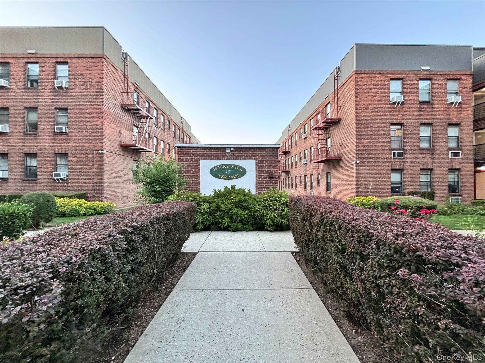 215-27 48th Avenue Unit: 1B, Bayside