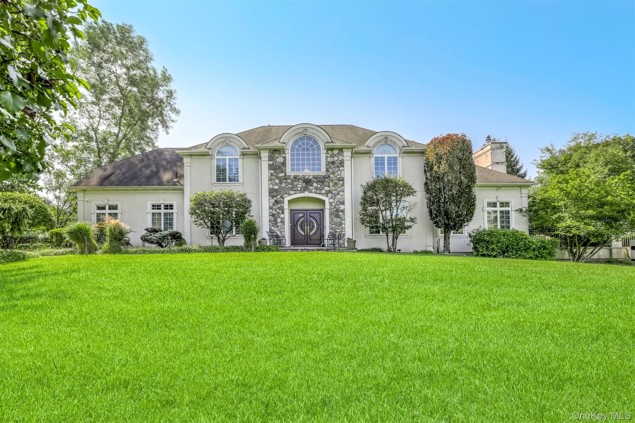 10 Cobblestone Farm Court, Suffern