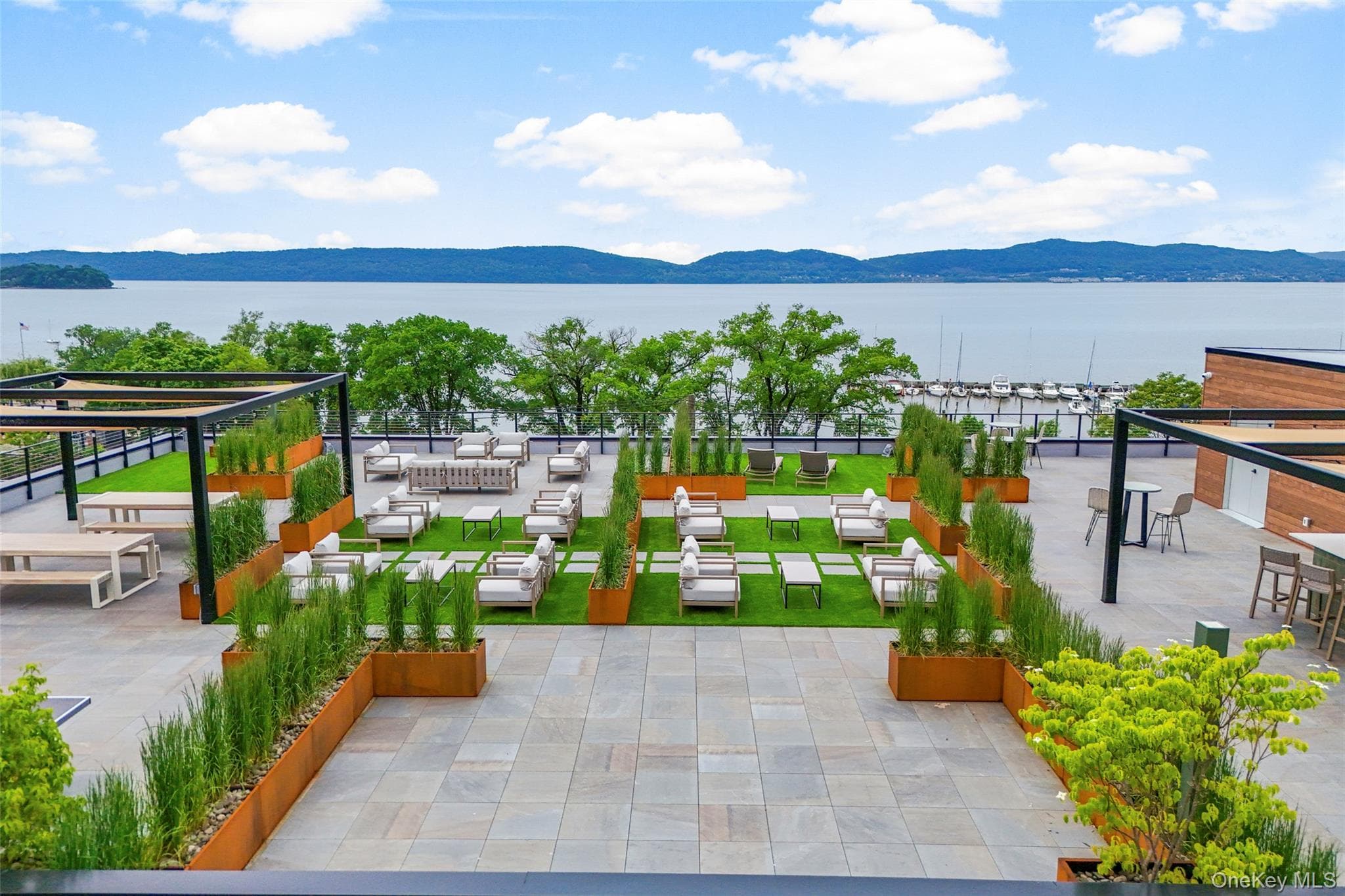 25 S Riverside Avenue Unit: 108 thumbnail 32