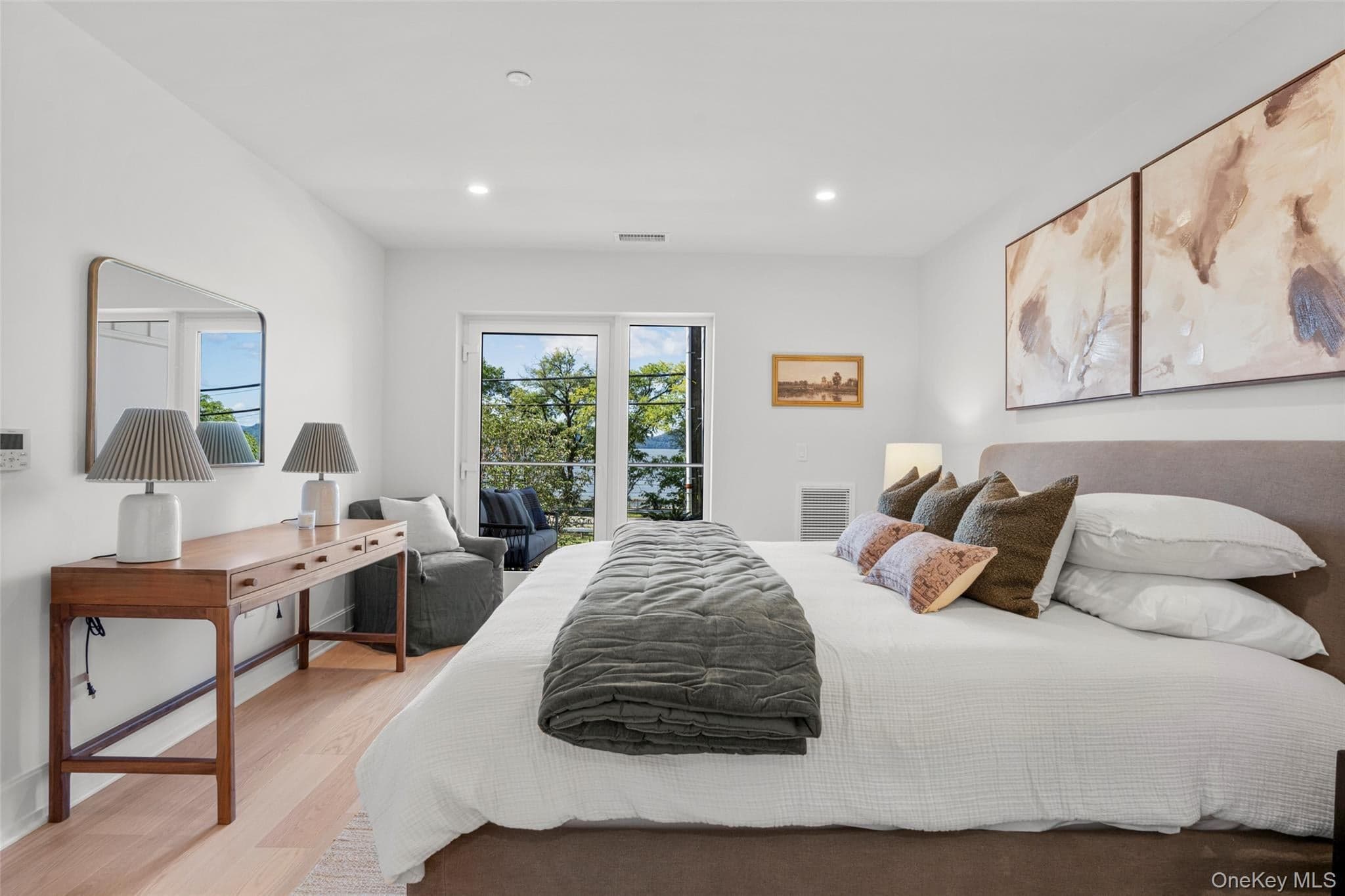 25 S Riverside Avenue Unit: 108 thumbnail 17