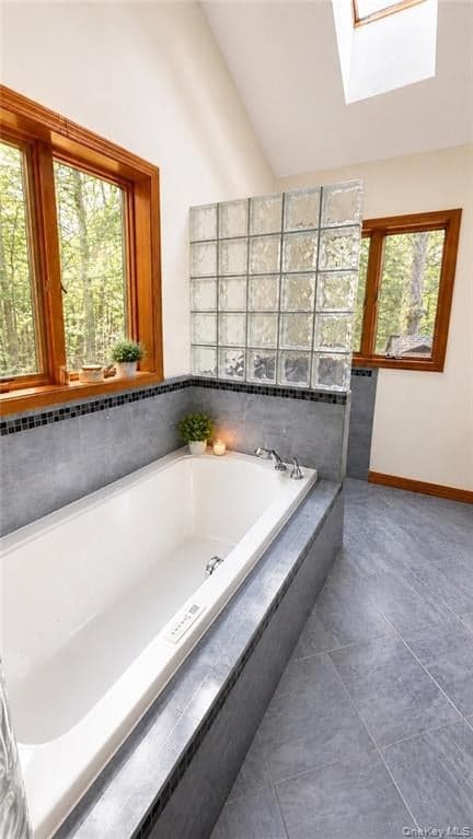 212 Meeker Road thumbnail 14