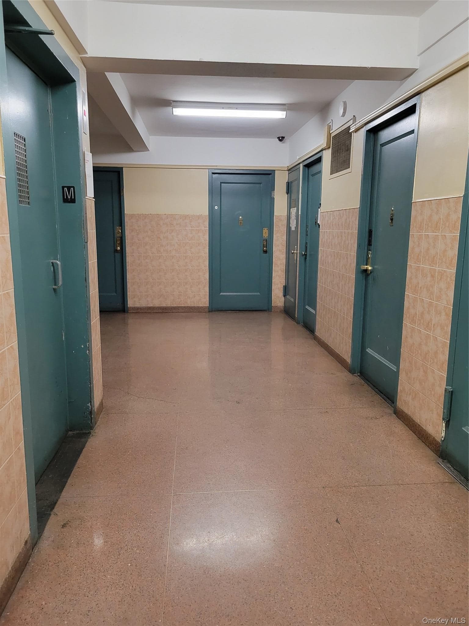 1503 Metropolitan Avenue Unit: 2F thumbnail 5