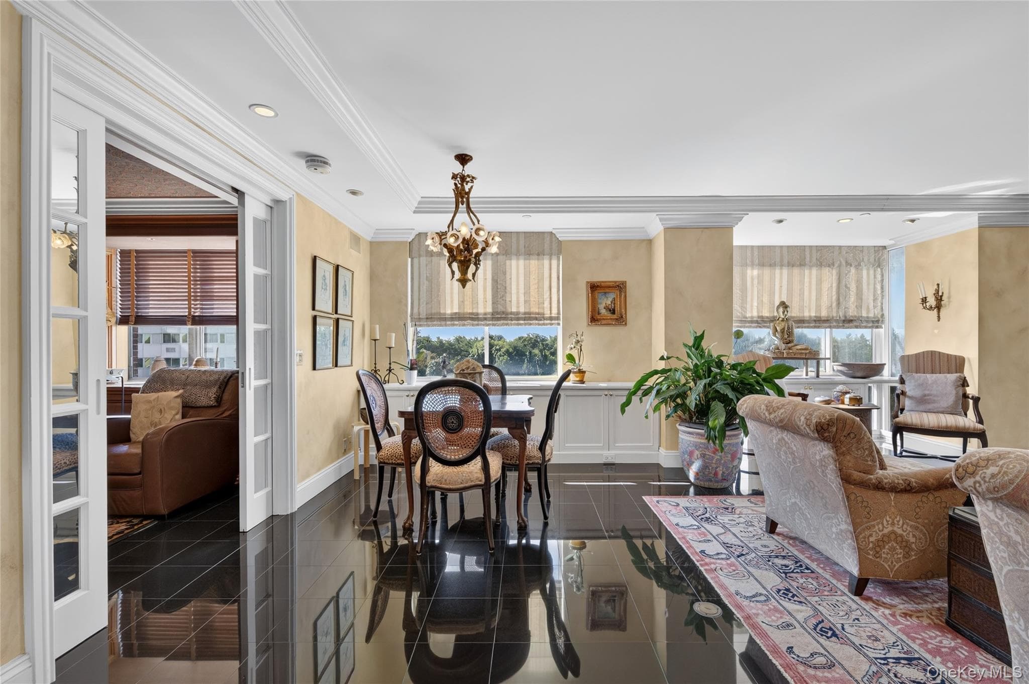 111 Cherry Valley Avenue Unit: PH4 thumbnail 4