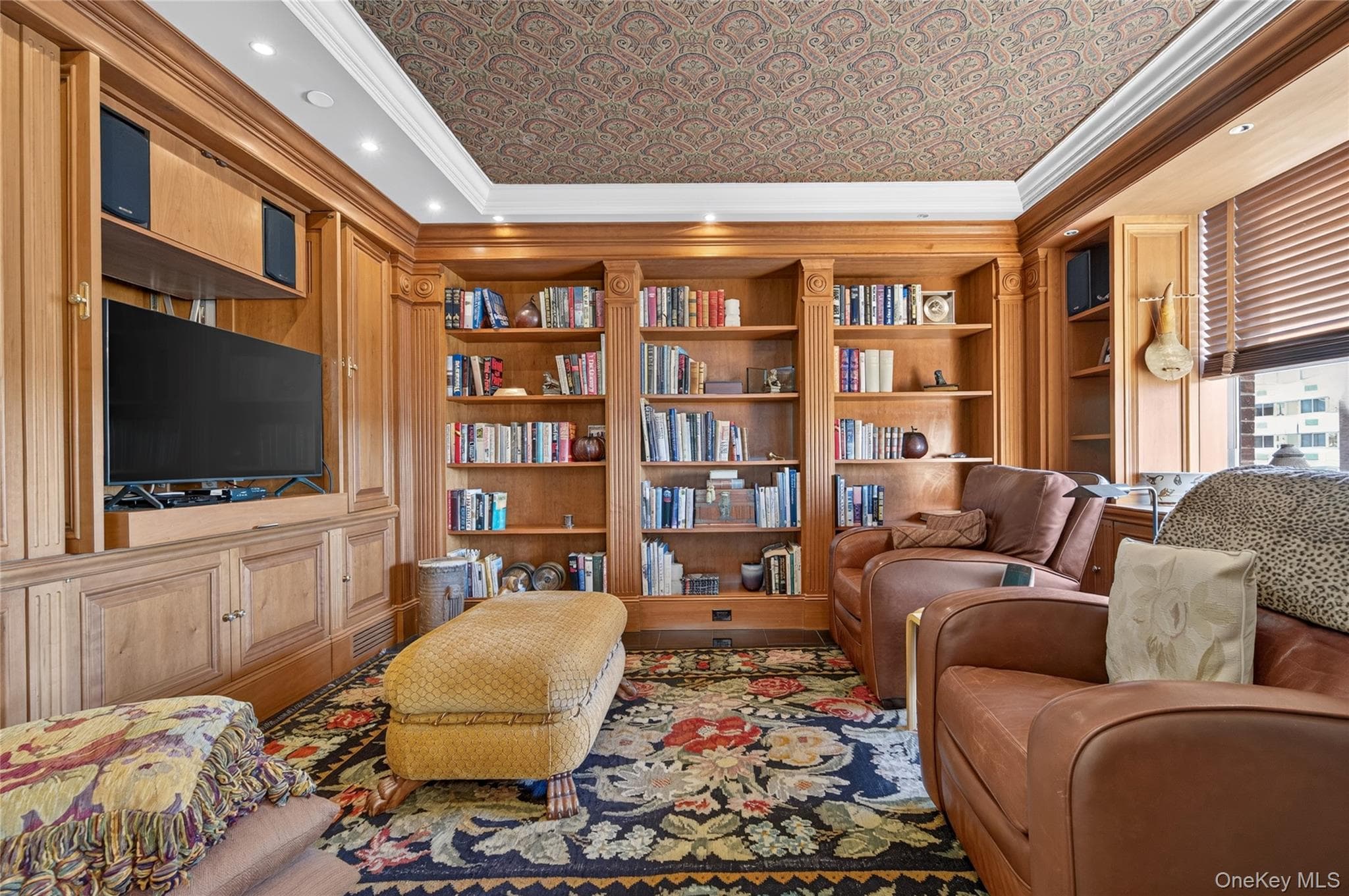 111 Cherry Valley Avenue Unit: PH4 thumbnail 5