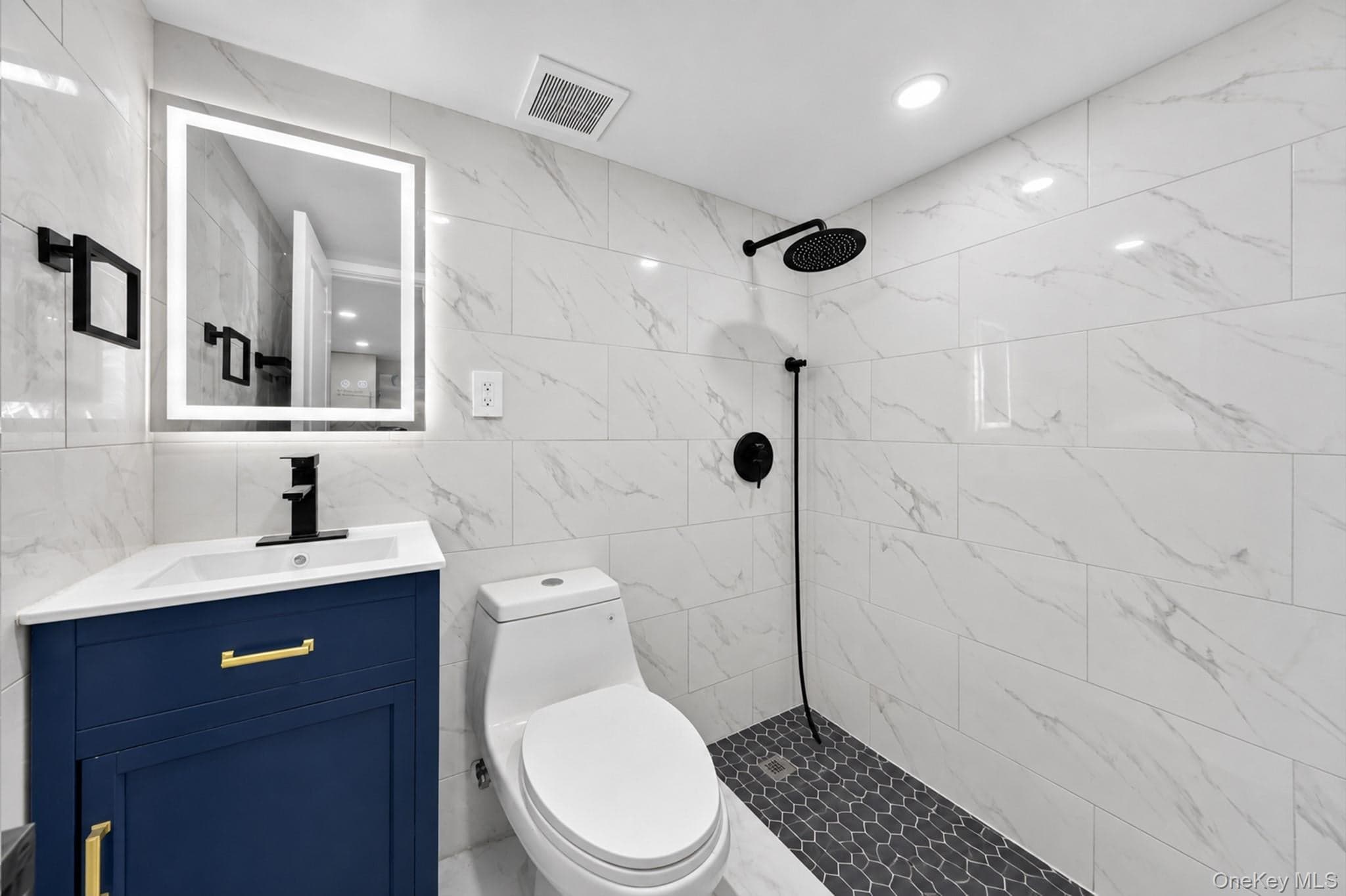777 E 225th Street thumbnail 12
