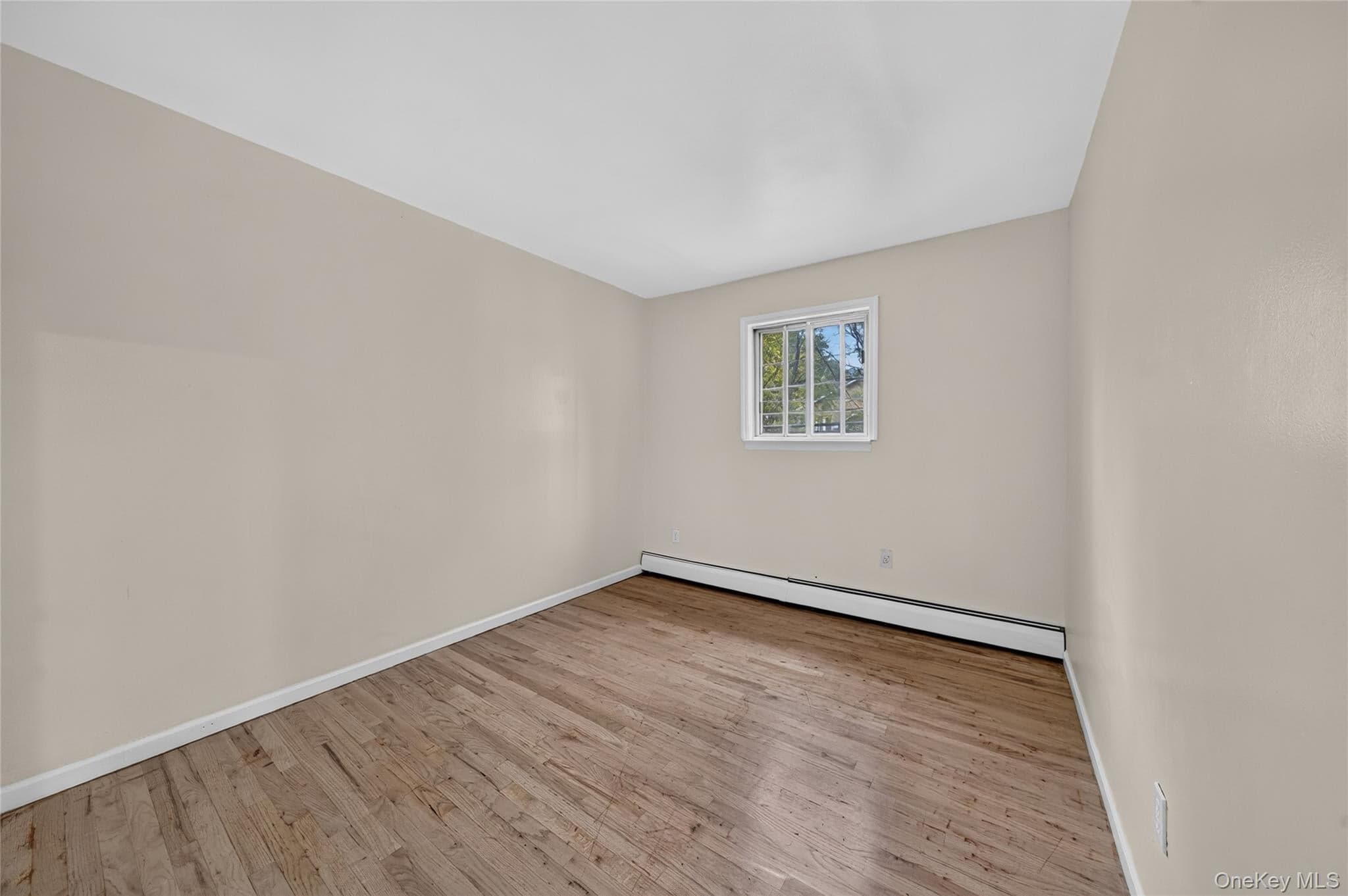 147- 53 Weller Lane thumbnail 10