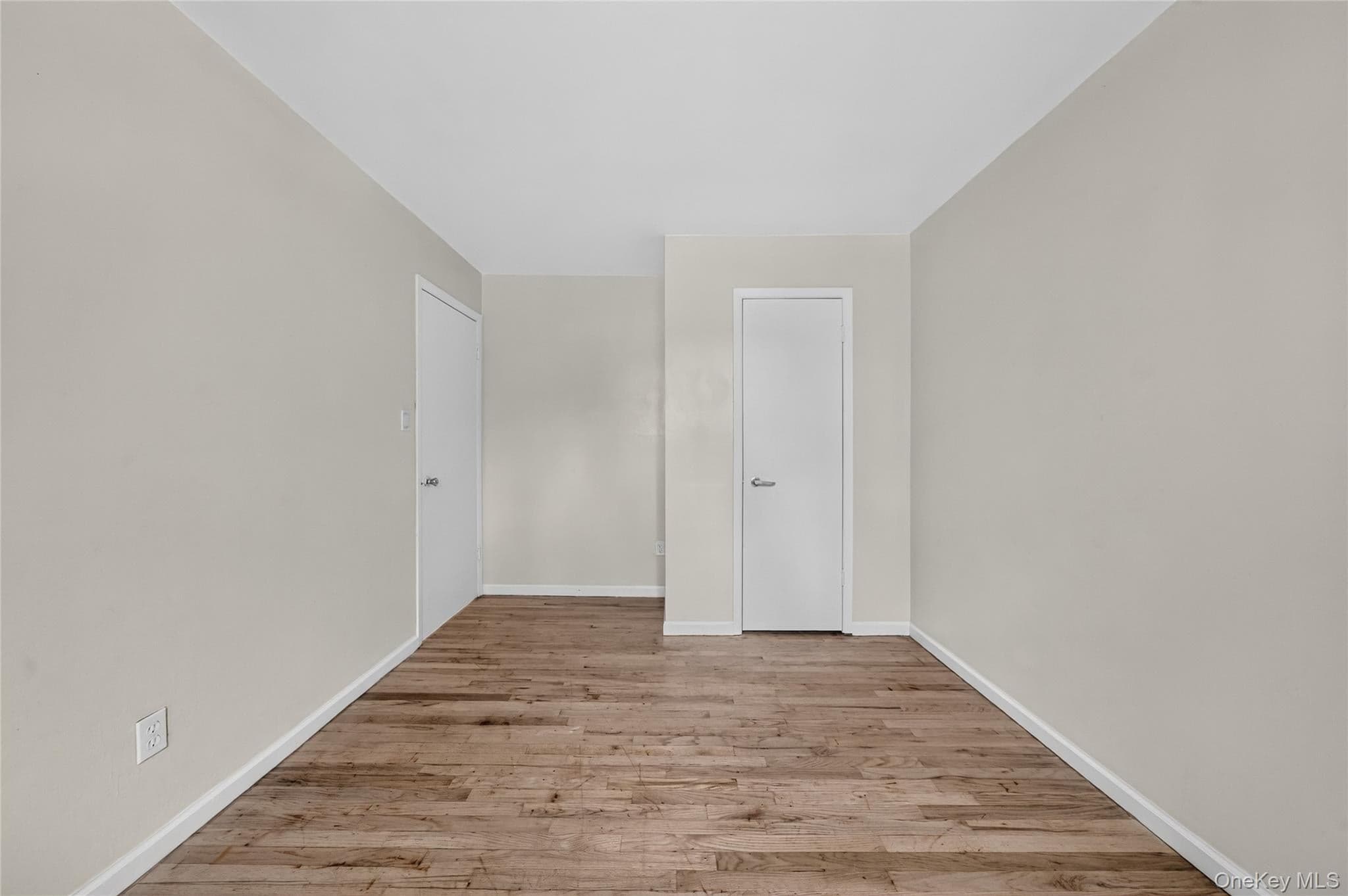 147- 53 Weller Lane thumbnail 11