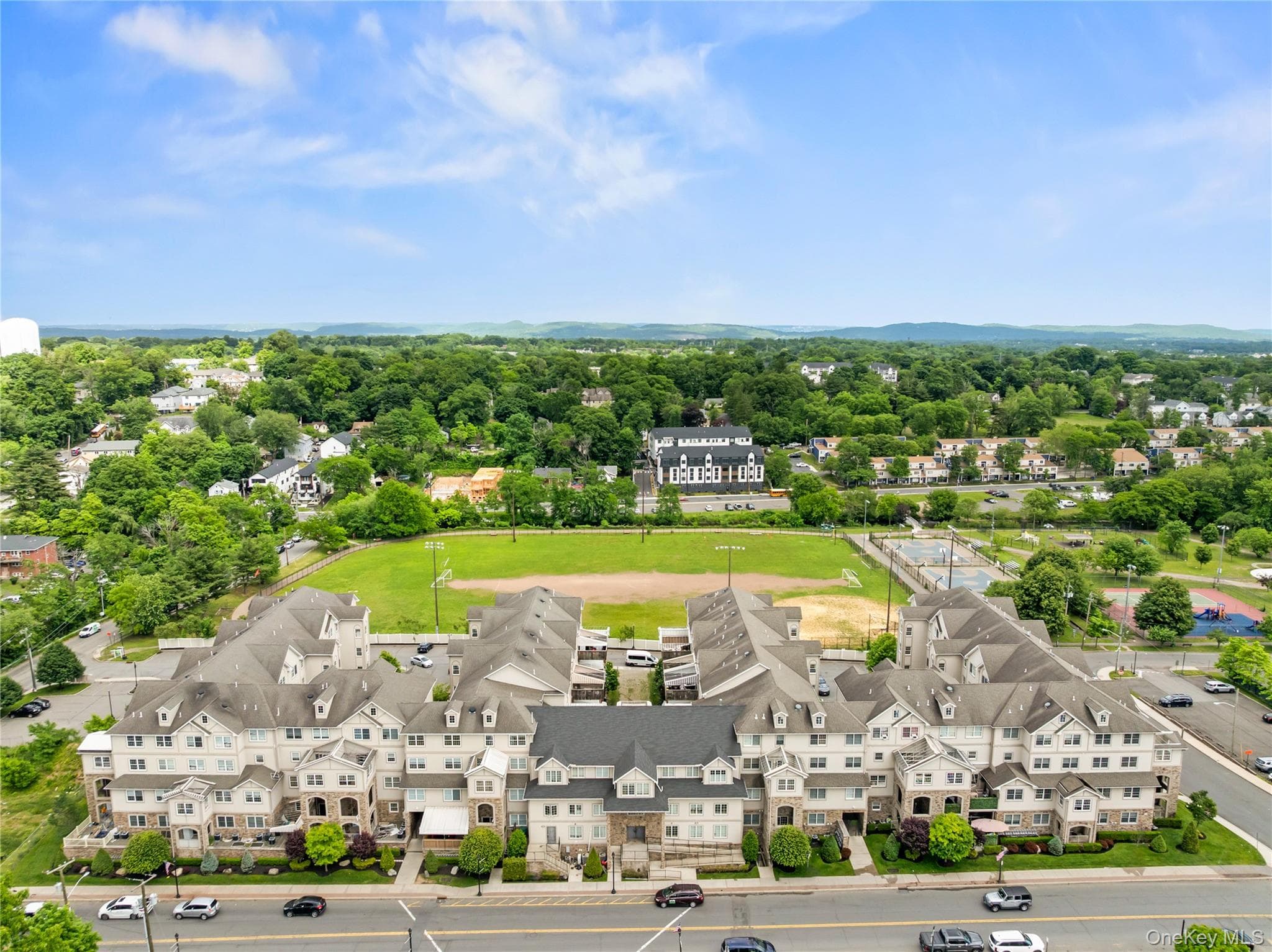 1206 Parkview Drive thumbnail 5