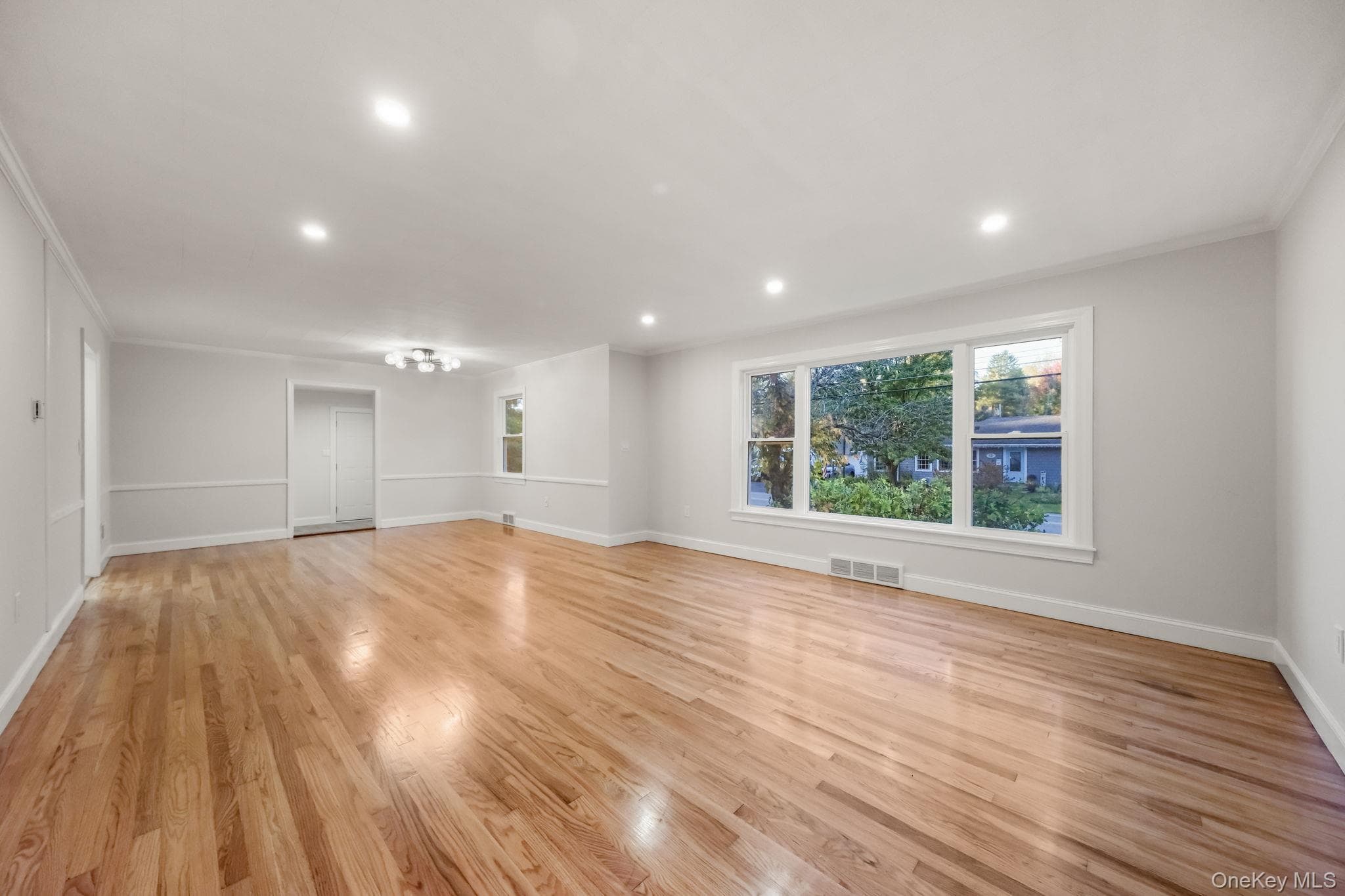 16 Knollwood Road thumbnail 8