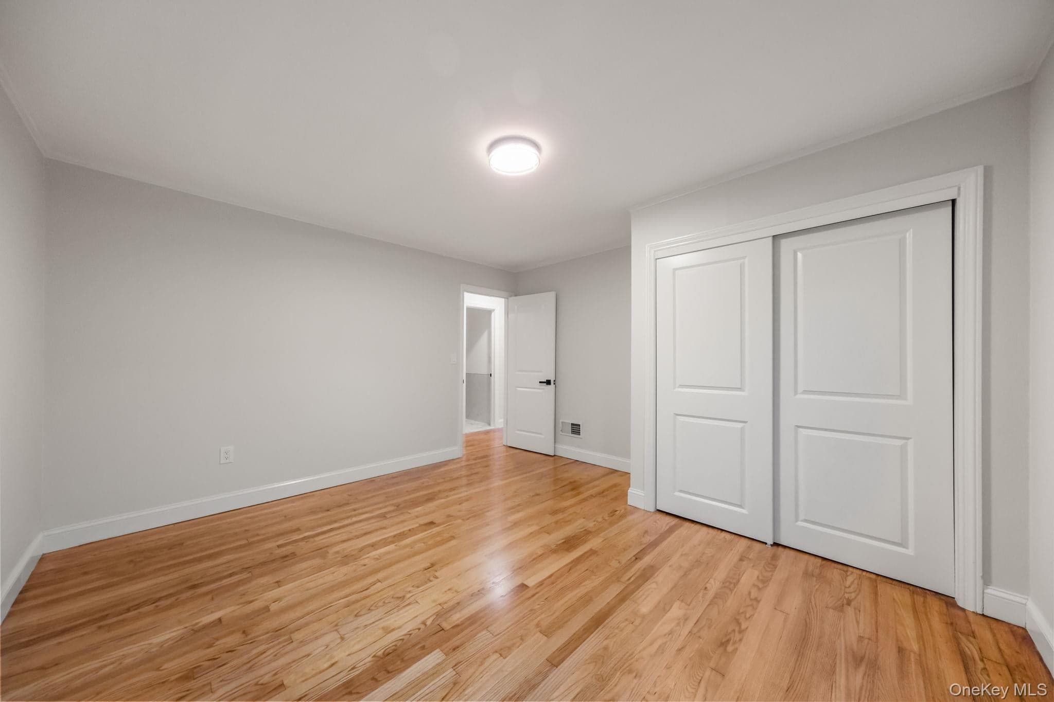 16 Knollwood Road thumbnail 11