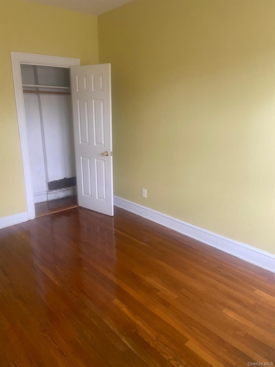 1006 E 241 St ST thumbnail 8