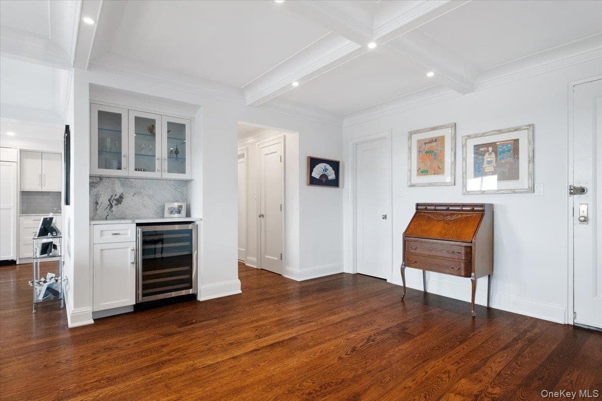 3 Washington Square Unit: 6B thumbnail 4