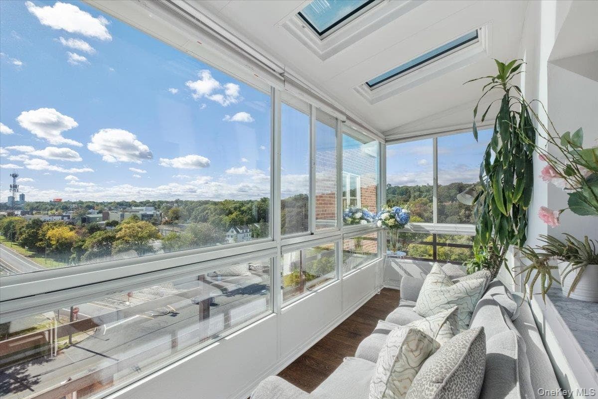 3 Washington Square Unit: 6B thumbnail 9