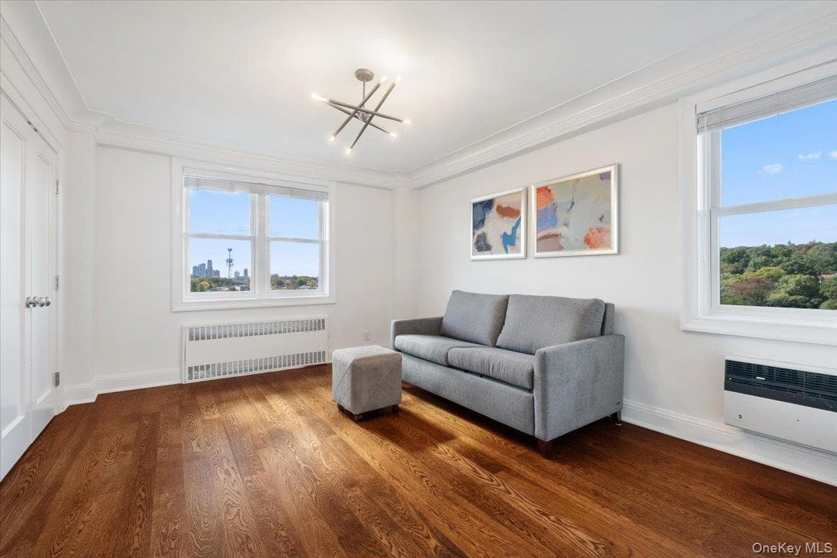 3 Washington Square Unit: 6B thumbnail 19