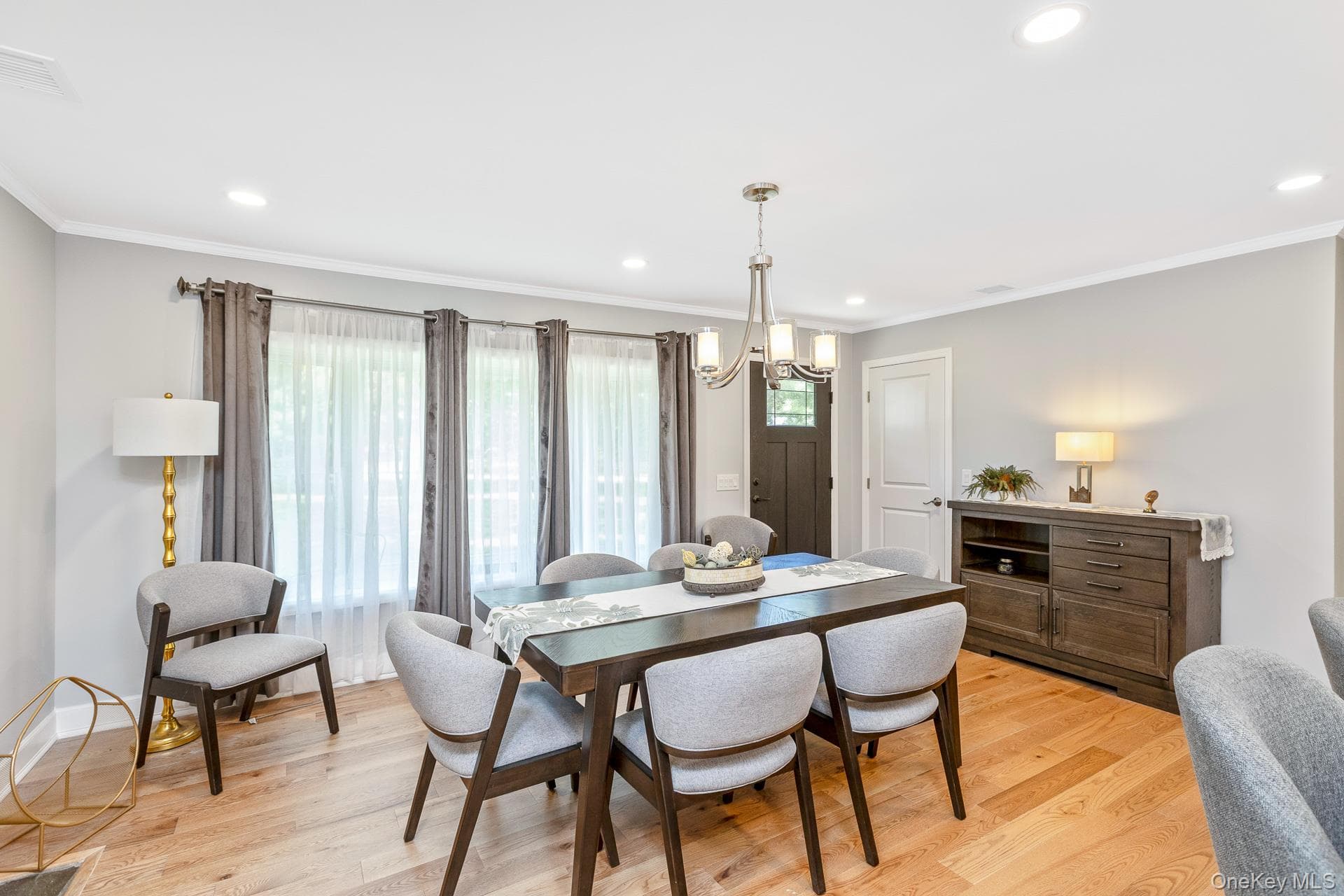19 Groveland Avenue thumbnail 9