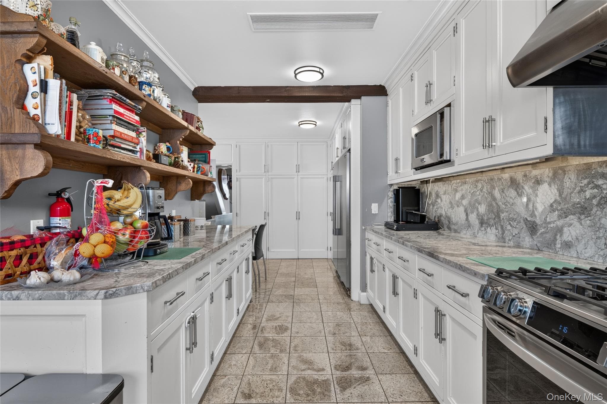 6511 Claran Court thumbnail 13