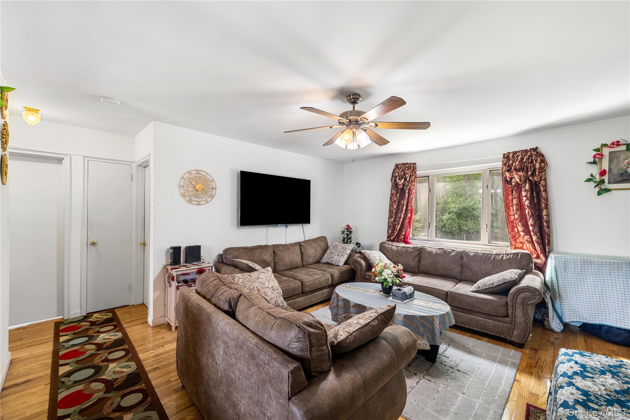 225-08 Stronghurst Avenue Unit: Upper thumbnail 12