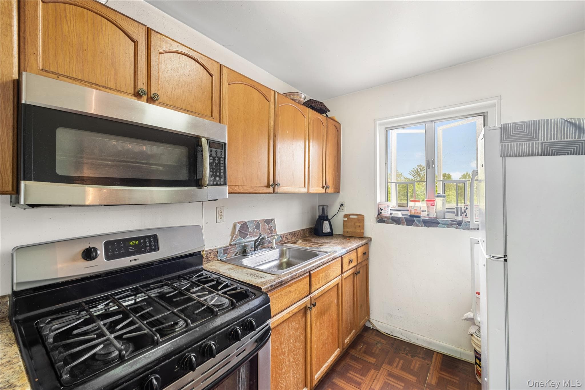 225-08 Stronghurst Avenue Unit: Upper thumbnail 14