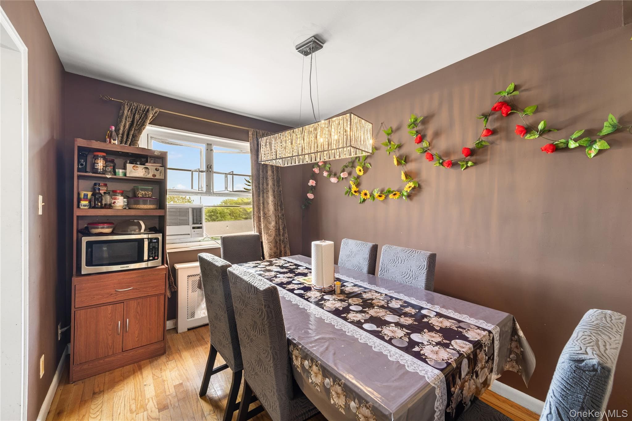 225-08 Stronghurst Avenue Unit: Upper thumbnail 4